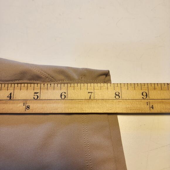 Lululemon Commission Classic Shorts Mens 31 Chino Golf Gym Athleisure casual - Picture 7 of 8